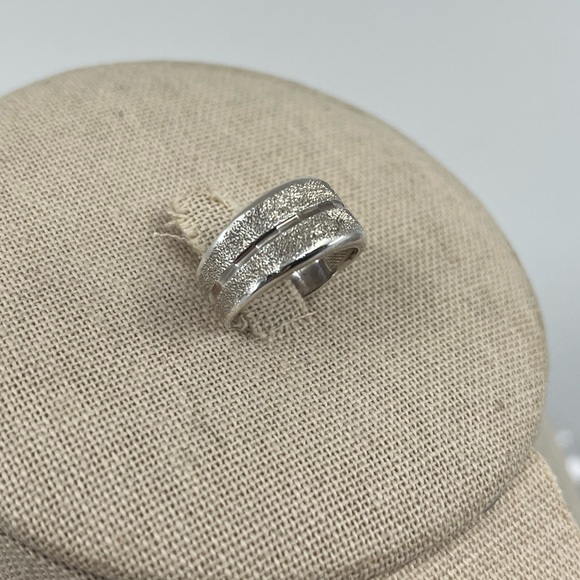 Vintage .999 Fine Silver Textured Band Ring – Size 5.75, Made in Costa Rica - Picture 13 of 16